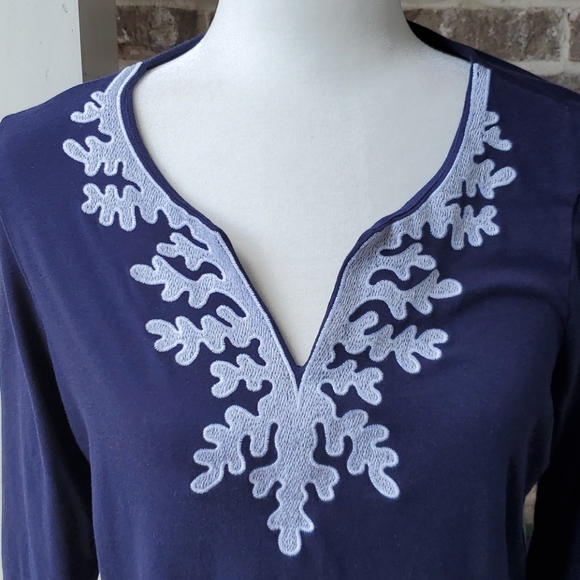 Pappagallo Navy Blue and White Embroidered Top - Picture 2 of 5